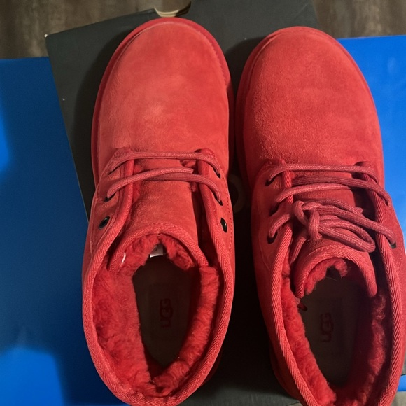 Red Neumel UGGs size 9 - Picture 4 of 5